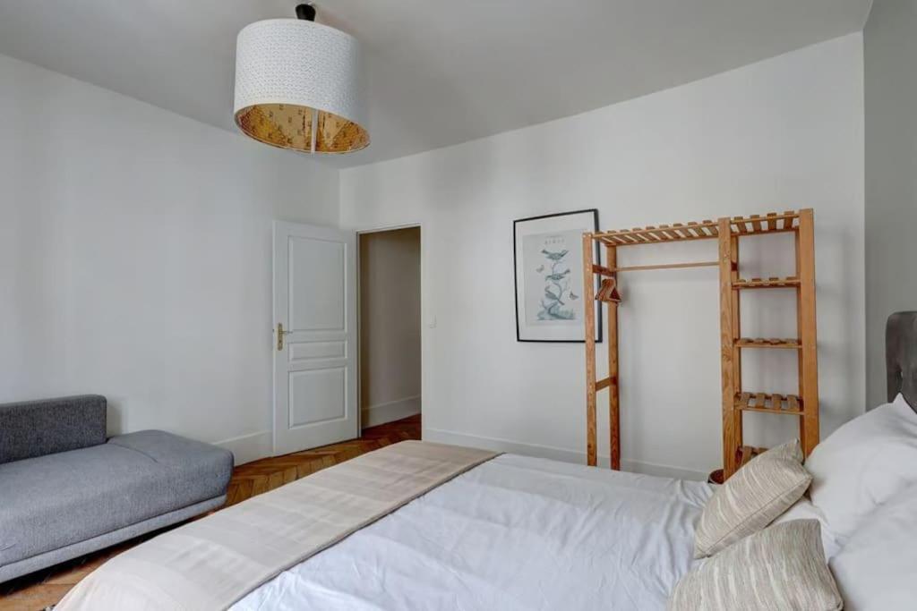 Louvre Montorgueuil Historical Center 3Br II Apartment Paris Luaran gambar
